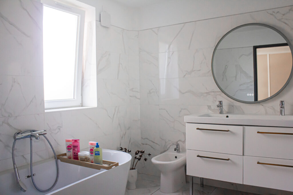 Gros œuvre/ second œuvre et construction de salle de bain par Home Clef Gros œuvre/ second œuvre et construction de salle de bain par Home Clef